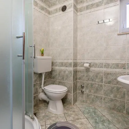 Obradovic Guest house 3*